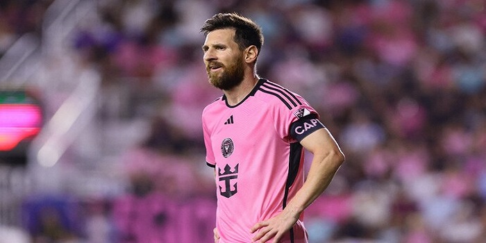 Foto: Megabintang Argentina Lionel Messi Mengenakan Seragam Inter Miami (Sumber: Reuters)