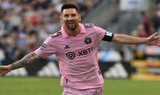 Lionel Messi Nyaris Sentuh 900 Gol! Satu Langkah Lagi Samai Rekor Legendaris Cristiano Ronaldo