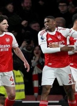 Gagal Juara Carabao Cup, Pep Guardiola Ungkap Arsenal Bakal Lebih Gila di Premier League