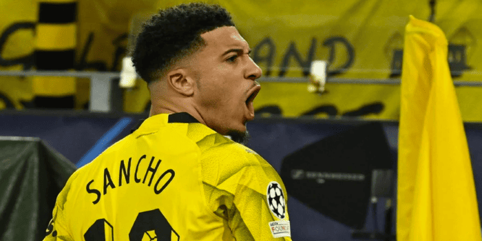 Foto: Jadon Sancho Saat Mengenakan Jersey Borussia Dortmund (Sumber: NST Online)