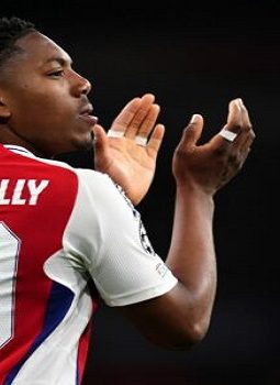 Karier Mandek, MU Siap Culik Myles Lewis-Skelly dari Arsenal