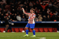 Foto: Antoine Griezmann Mengenakan Jersey Atletico Madrid di Dalam Stadion (Foto: Shutterstock)
