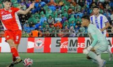 Persib Bandung Tampil Perkasa, Semen Padang Tumbang di Kandang Sendiri