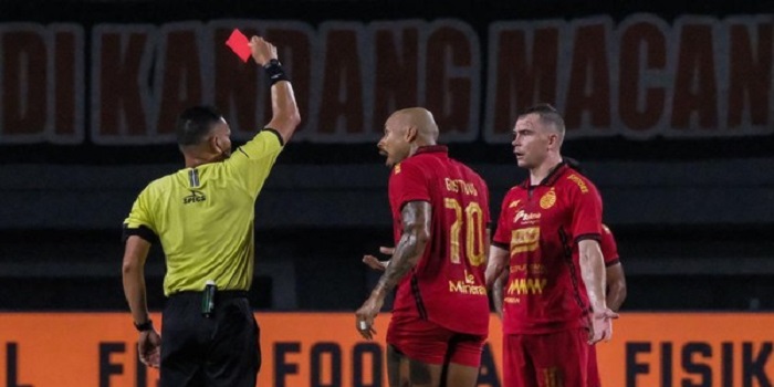 Gustavo dan Maciej Gajos Mendapat Hukuman Tambahan dari Komdis PSSI (Foto: Rifkianto Nugroho)