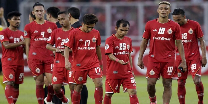 Foto: Pemain Persija Jakarta Tampak Lesu Usai Dikalahkan Ceres-Negros Pada Laga Piala AFC di SUGBK (Sumber: Bola.com/M Iqbal Ichsan)