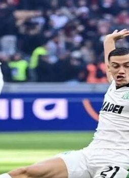 Jay Idzes Kembali Alami Cedera Saat Sassuolo Hadapi Parma